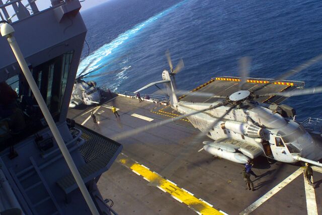 U.S. Marines CH-53E Super Stallion