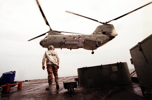 Image: U.S. Navy CH-46 Sea Knight Helicopter